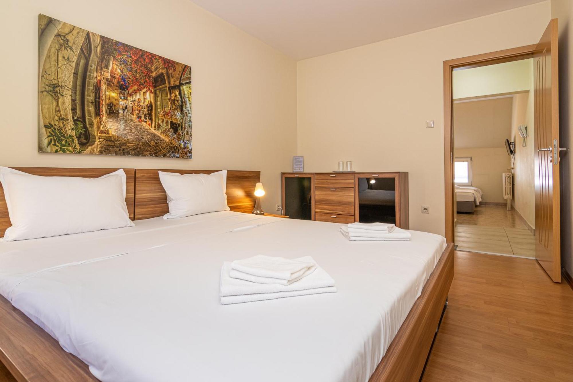Family Hotel Madrid Σόφια Εξωτερικό φωτογραφία