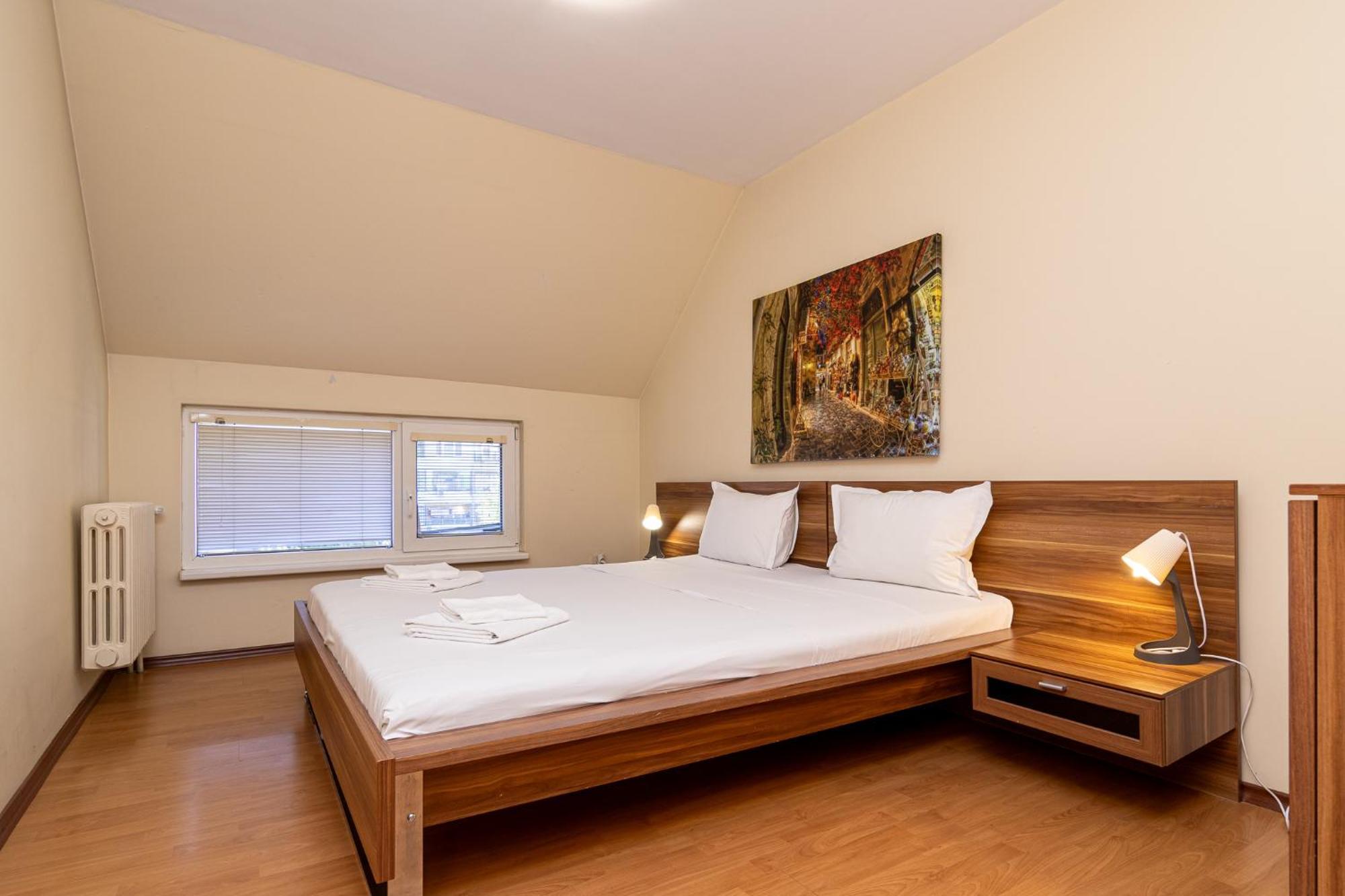 Family Hotel Madrid Σόφια Εξωτερικό φωτογραφία