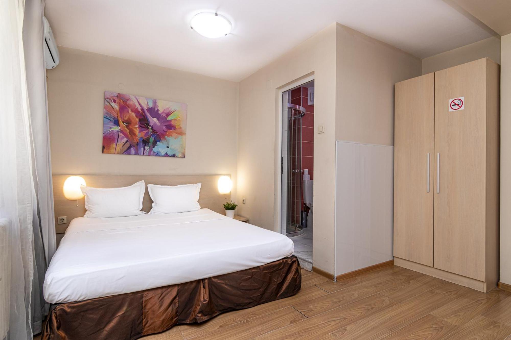 Family Hotel Madrid Σόφια Εξωτερικό φωτογραφία