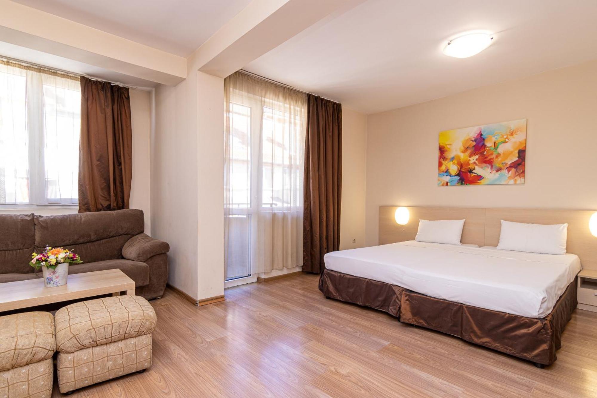Family Hotel Madrid Σόφια Εξωτερικό φωτογραφία