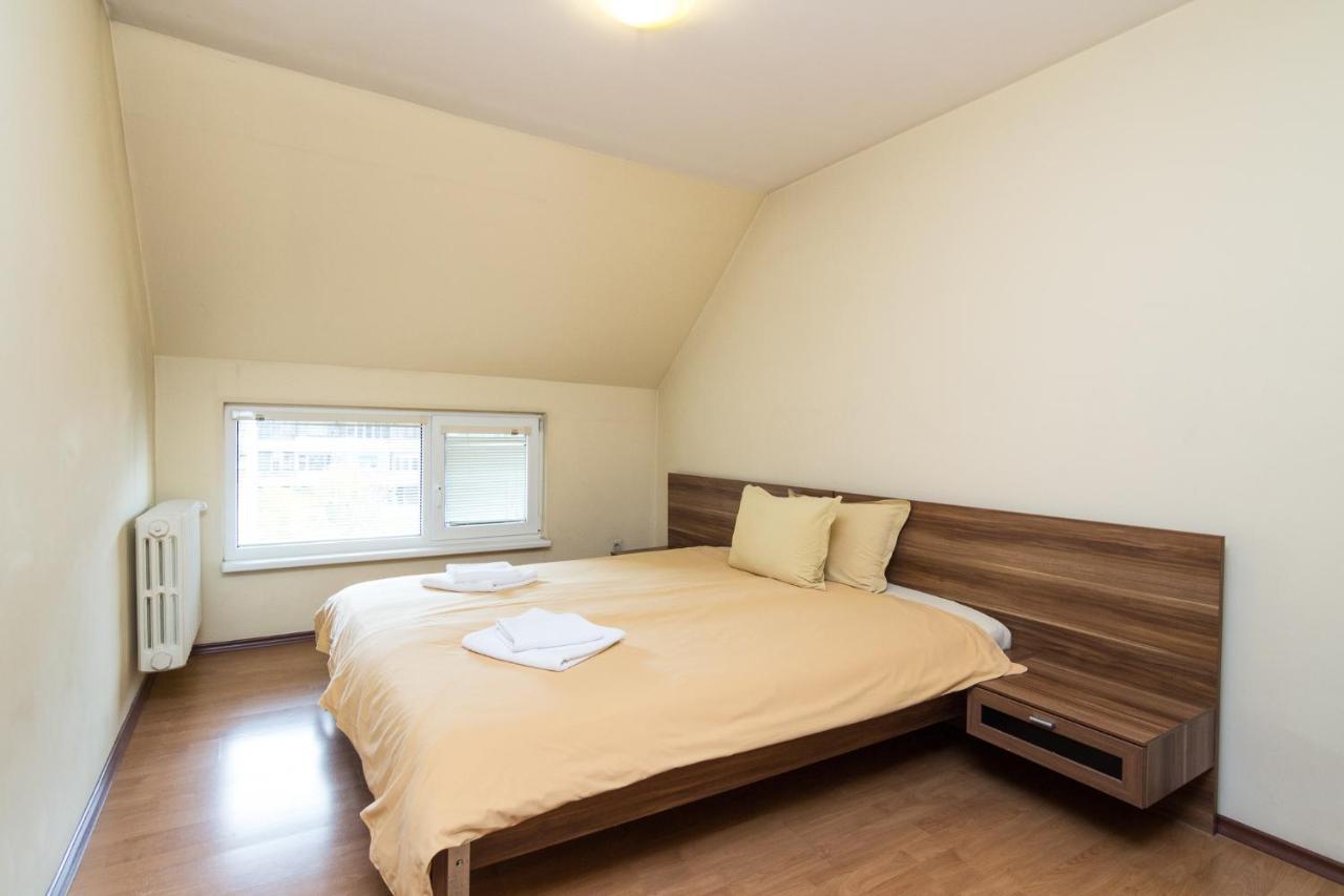 Family Hotel Madrid Σόφια Εξωτερικό φωτογραφία